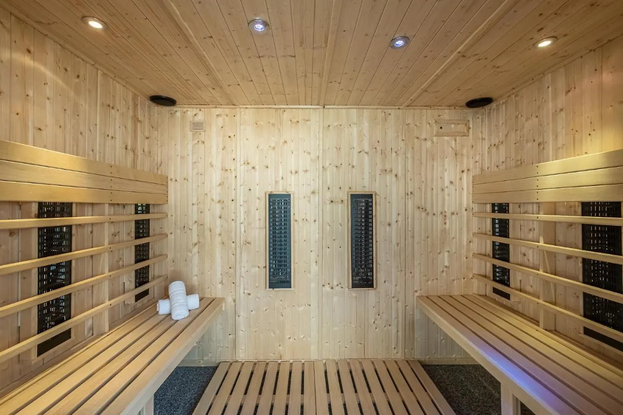 Hotel Causse Comtal Rodez, The Originals Relais Gages-le-Haut